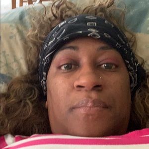 Meet your Posher, Karol